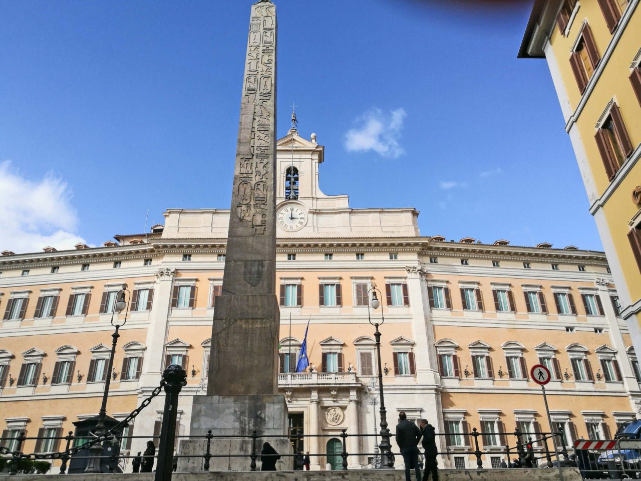 Referendum costituzionale del 29 marzo, l’avviso per i candidati scrutatori