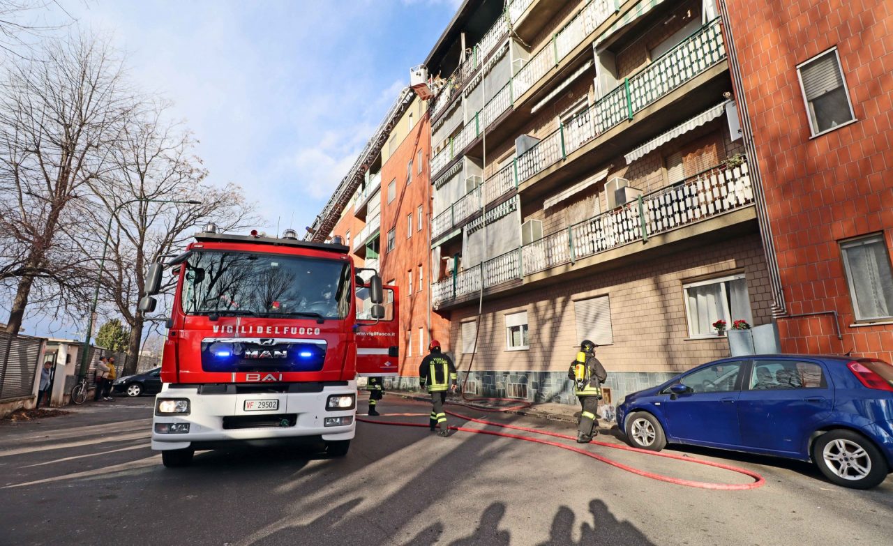 Apprensione al Borgo Nuovo di Settimo per un incendio alloggio