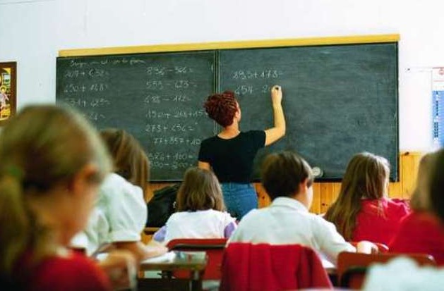 Scuola: a Settimo crescono i contributi per laboratori e progetti