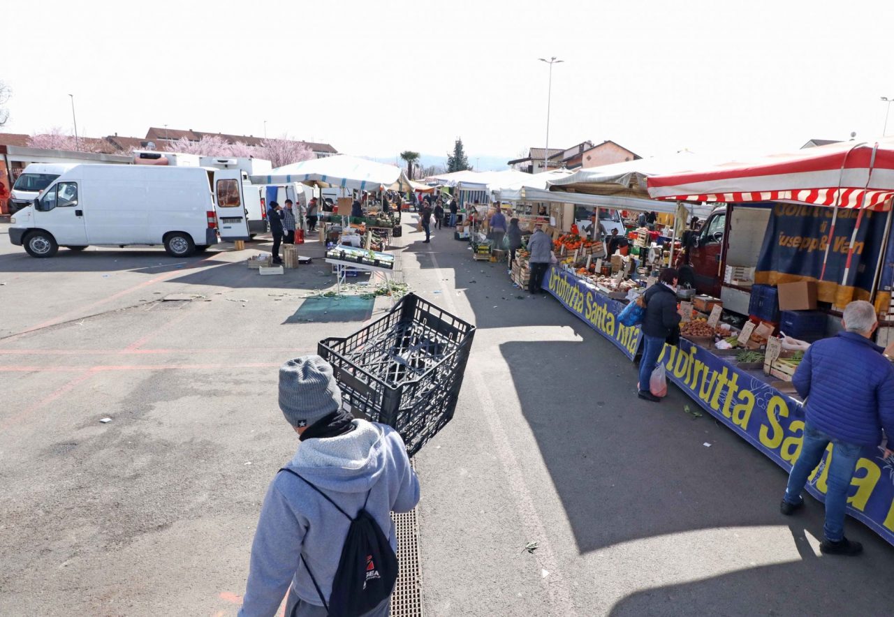 Al mercato "reggono" soprattutto i banchi della piastra alimentare