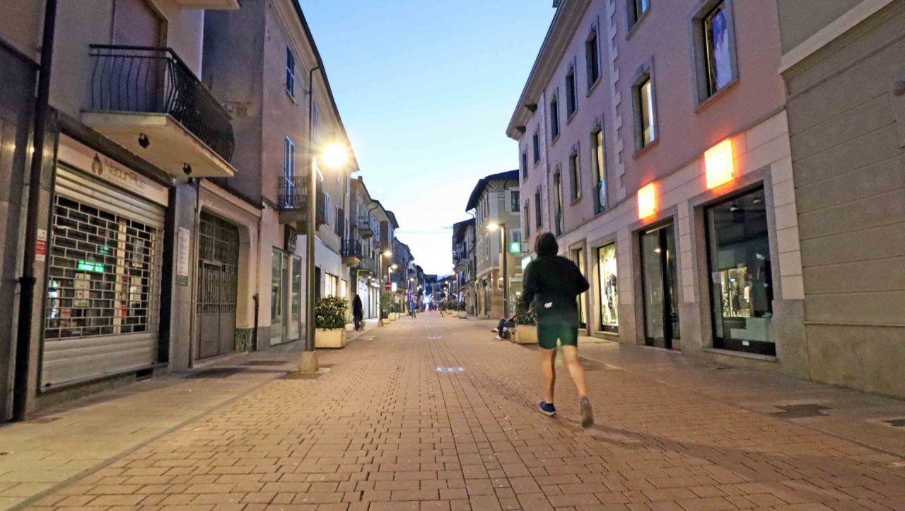 Il centro storico di Settimo spento, per Coronavirus