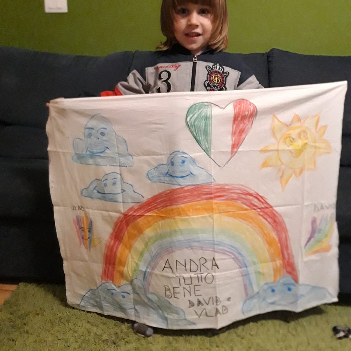 “Andrà tutto bene”, mandateci le foto dei vostri arcobaleni