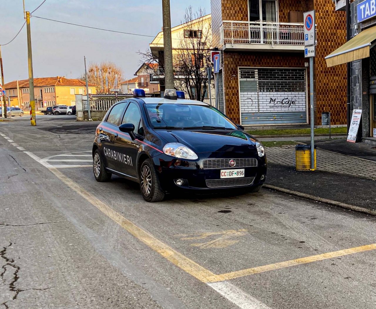 “Mi hanno aggredito”, ma era tutto falso: denunciato un giovane