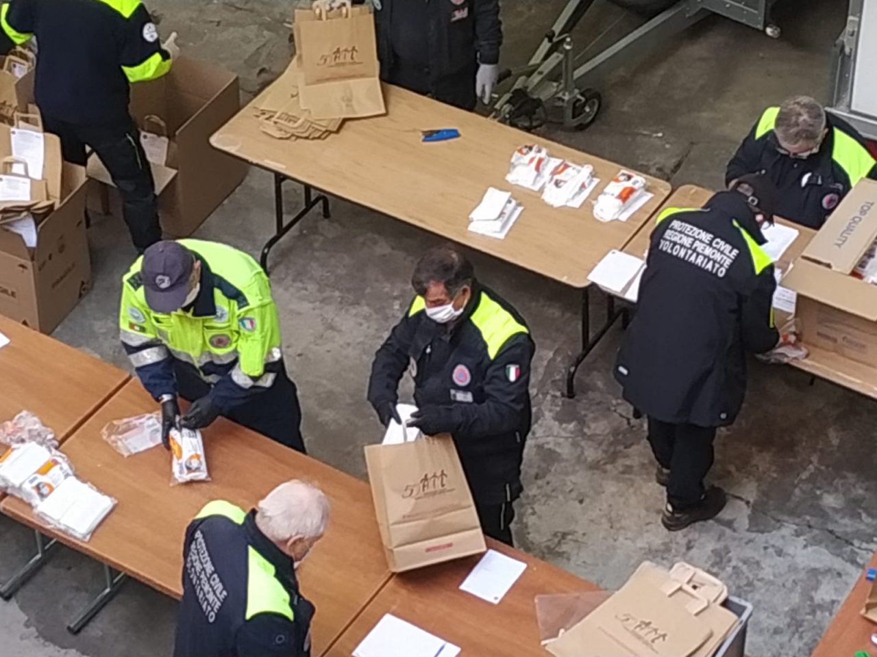 Coronavirus, per il Coordinamento di Protezione Civile di Torino oltre 2700 interventi dall’inizio dell’emergenza. FOTO