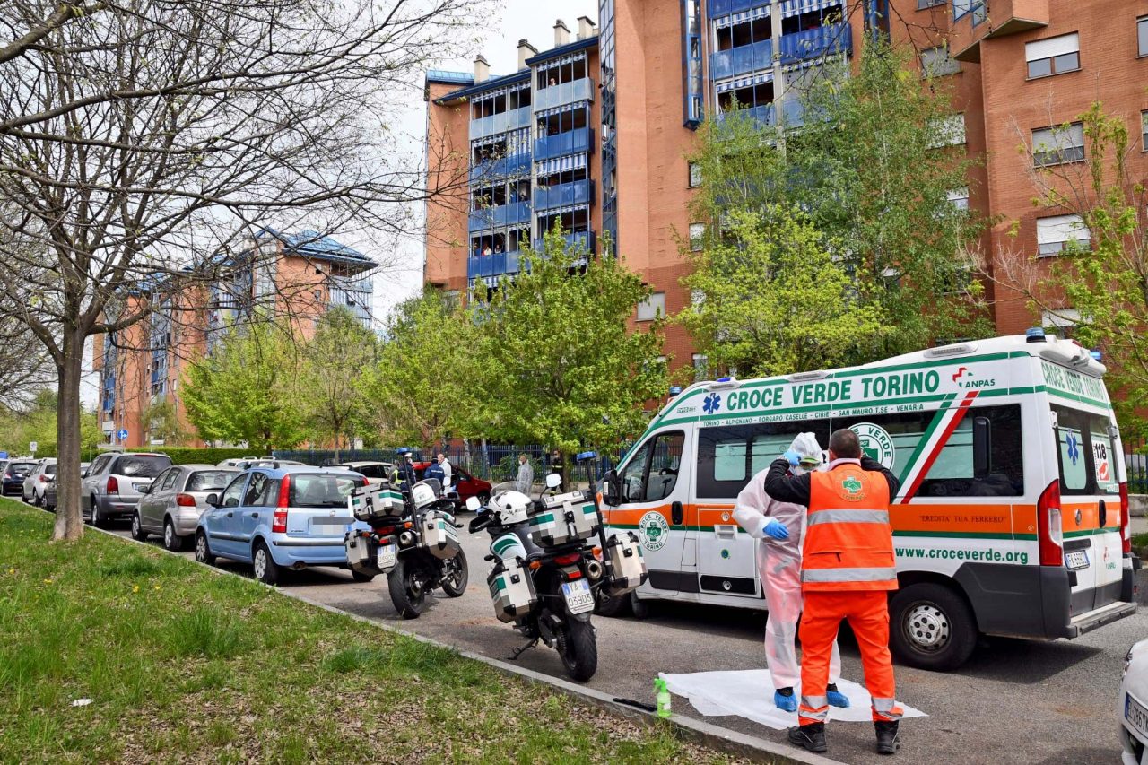 Trovato morto nel suo alloggio a Venaria
