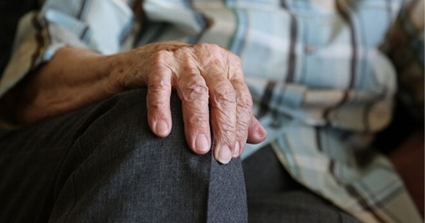 Coronavirus, è attivo il sostegno telefonico agli over 80