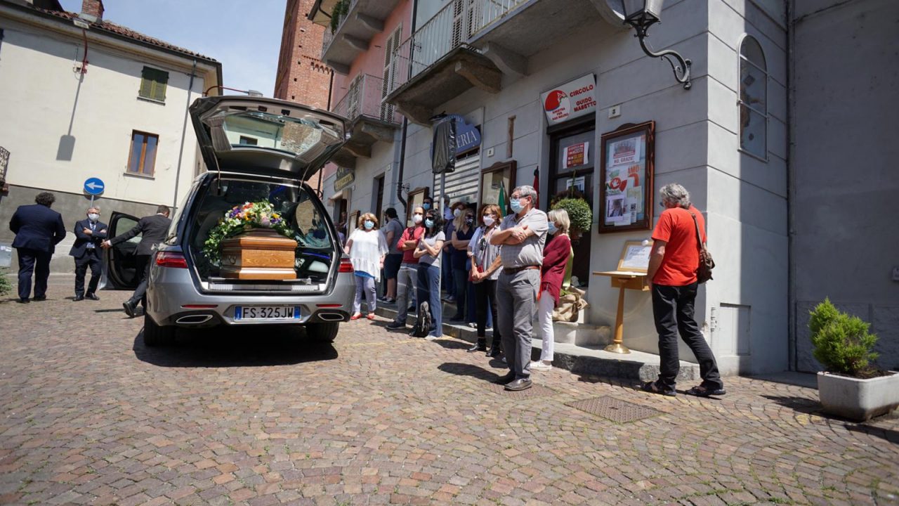 L’ultimo saluto a Letizia Pizzutto, il funerale a Sant’Anna