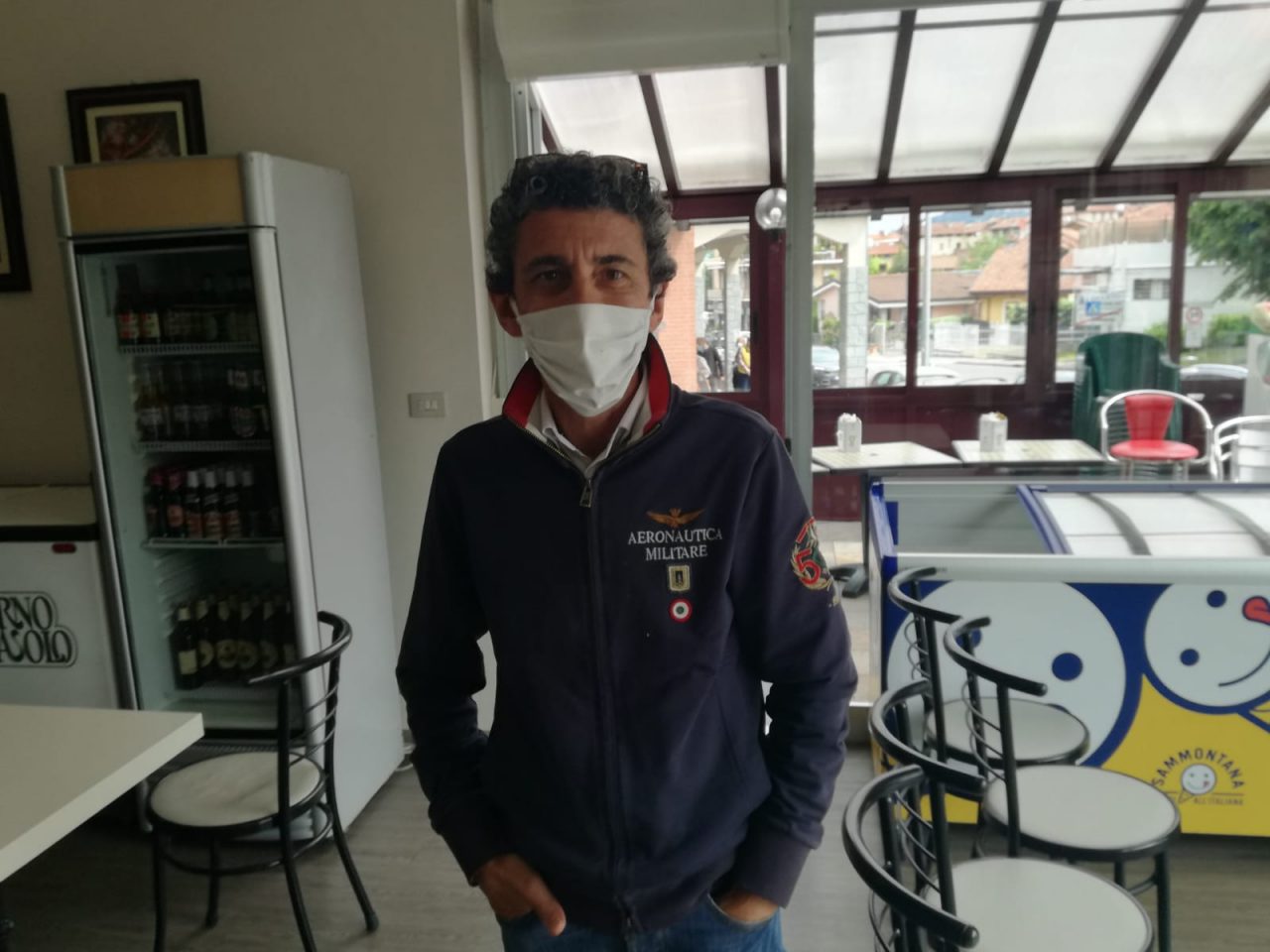 Fase 2: La provocazione di un barista, “Così è difficile riaprire”