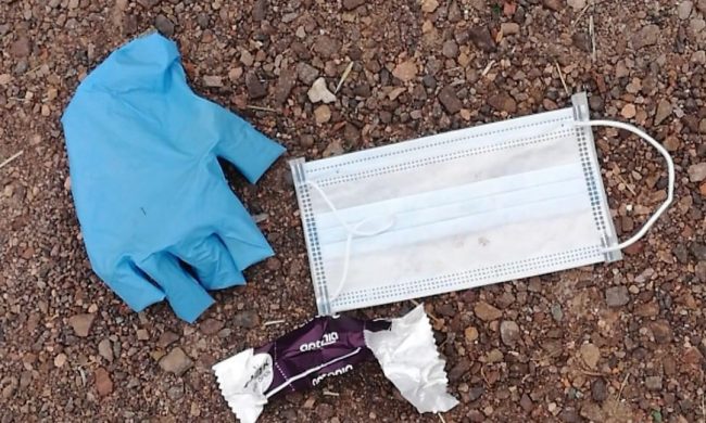 Mascherine, guanti, fazzoletti di carta e teli monouso si smaltiscono nell’indifferenziato