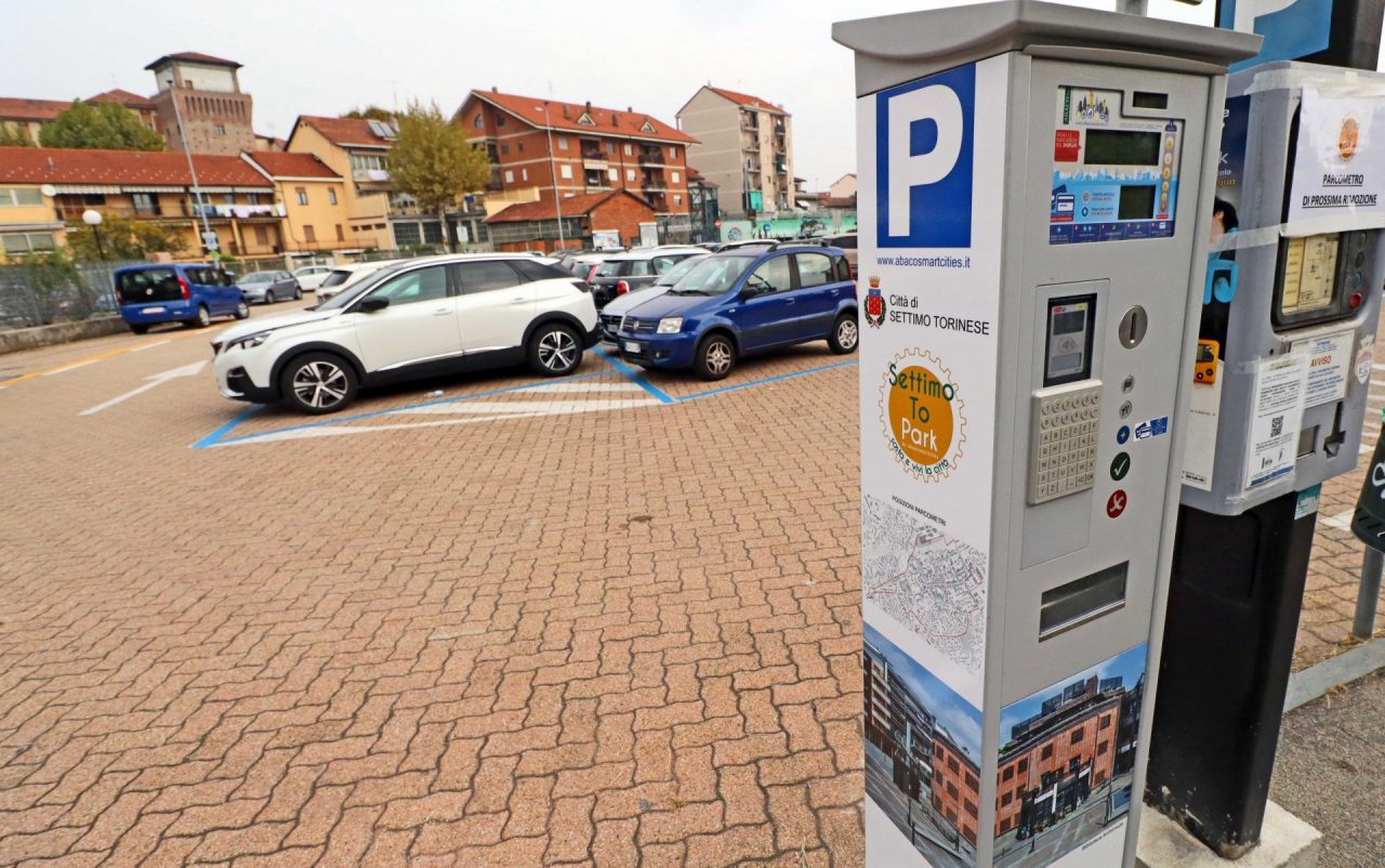 Parcheggi blu, la Lega di Settimo chiede un nuovo stop
