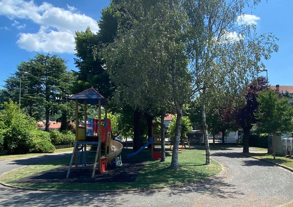 Riapre il parco giochi di via del Giardino