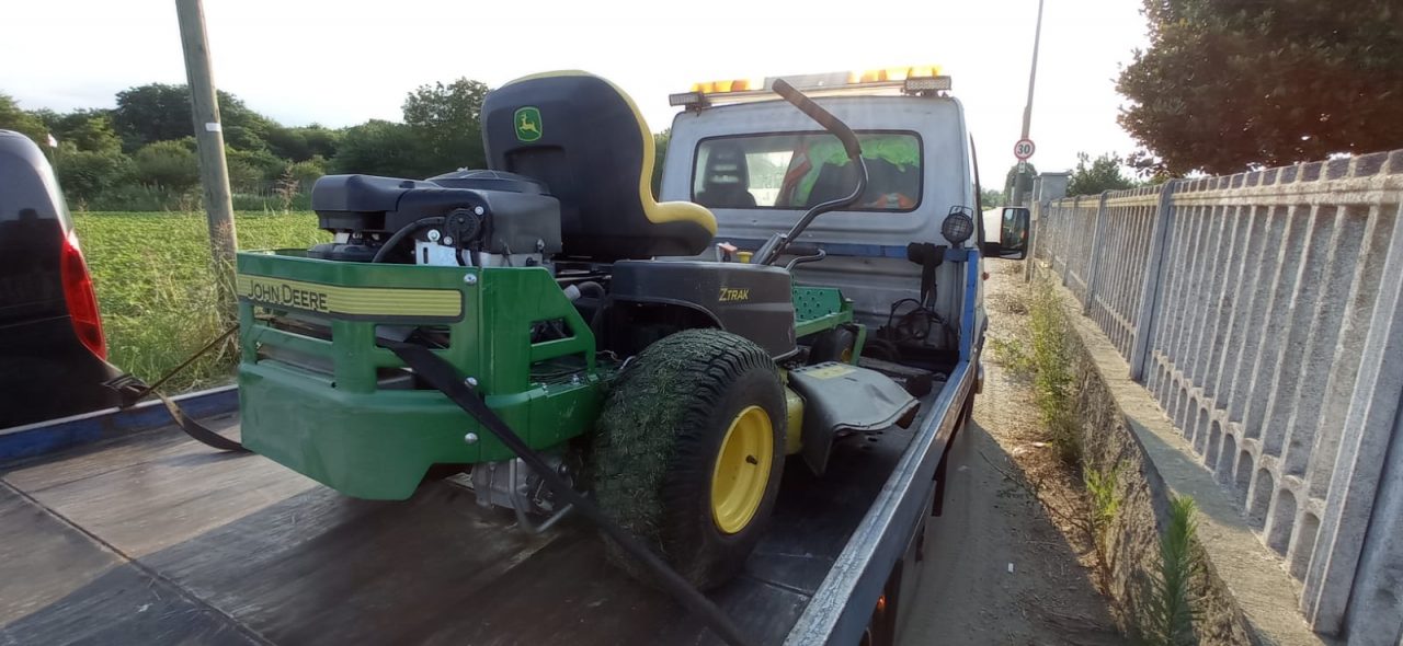 Dramma a Mezzi Po: bambino perde le mani in un mezzo agricolo