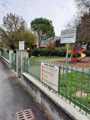 Il parco giochi resta aperto ma cambiano gli orari