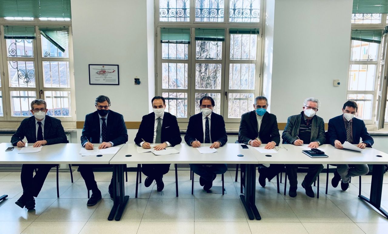 Vaccini anti Covid, accordo siglato anche con i medici di medicina generale