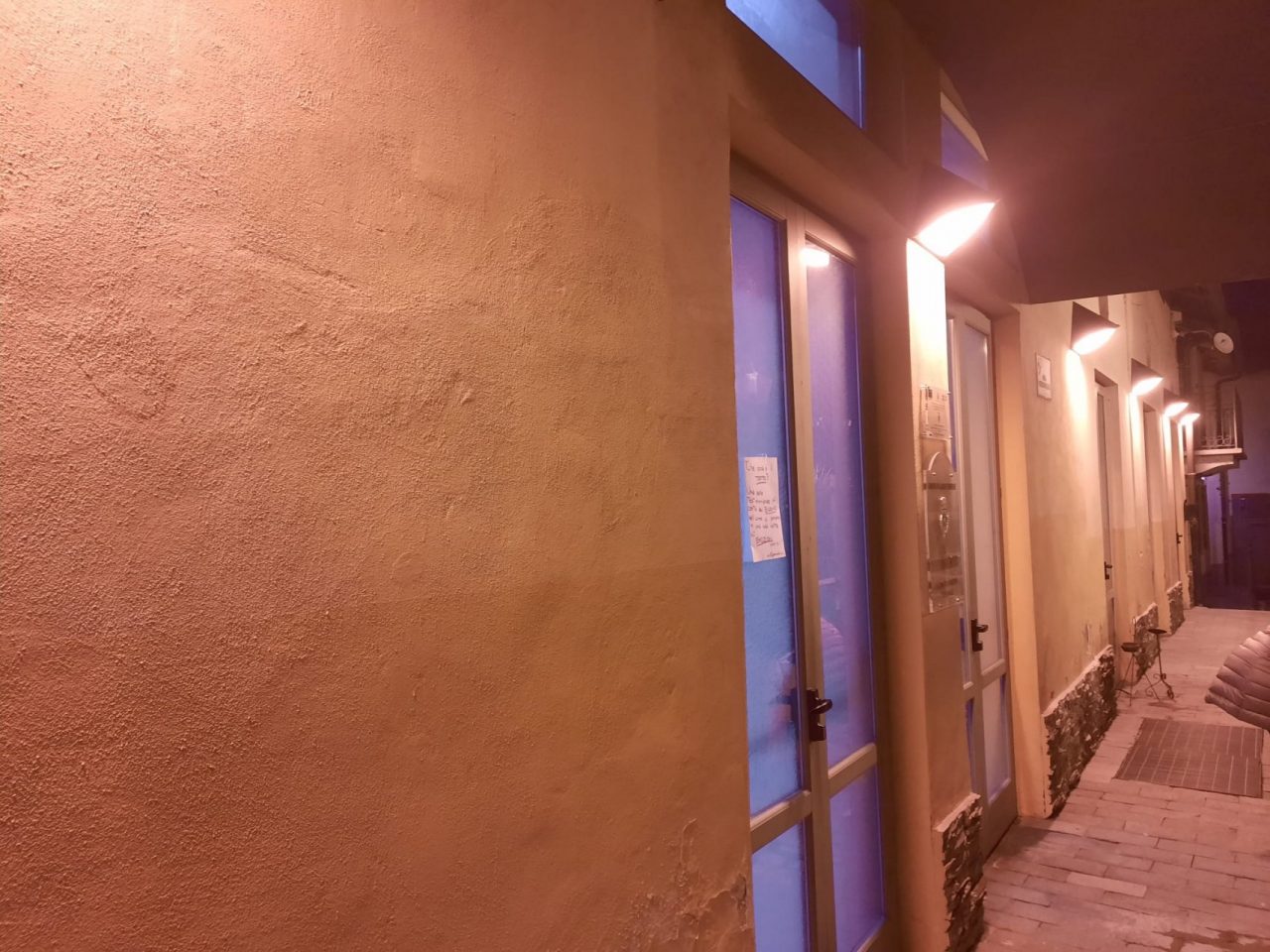 “Facciamo luce al teatro”:  anche il Vecchio Mercato di Gassino “illuminato”