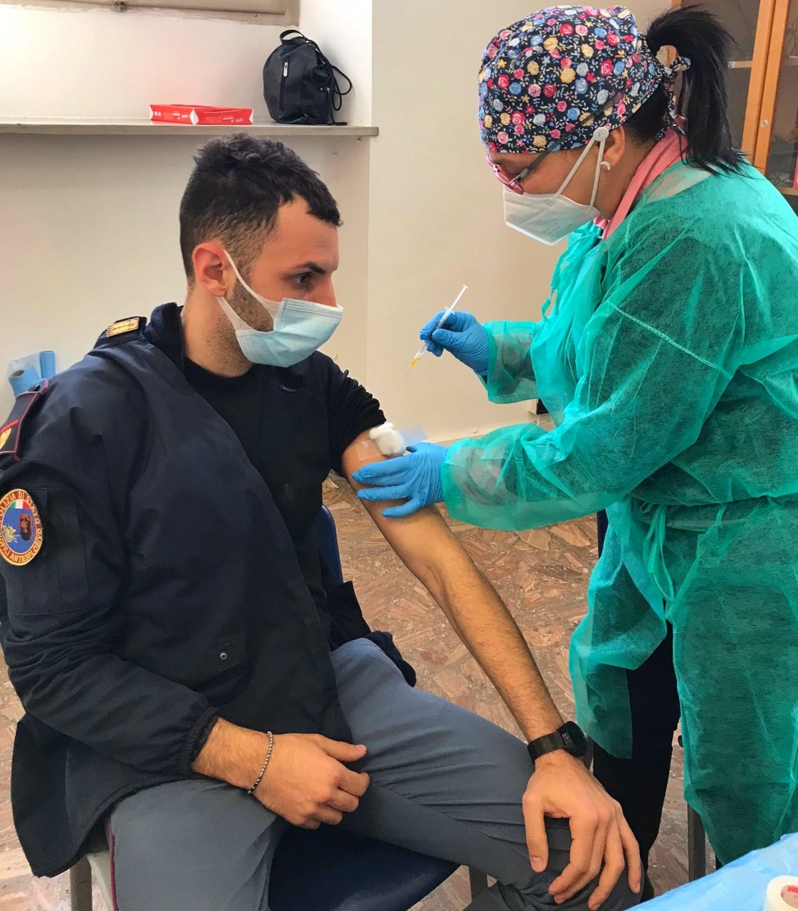 Iniziata la vaccinazione del personale della Polizia di Stato