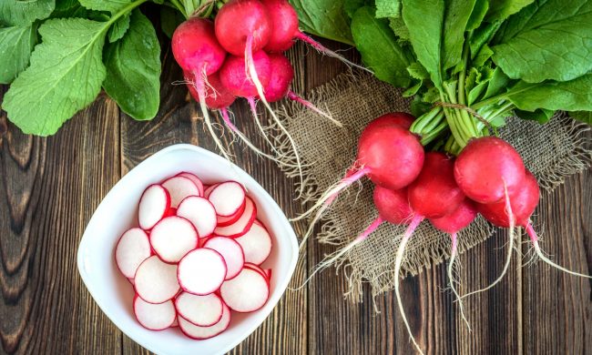 In regalo con La Nuova Periferia di Settimo i semi di ravanello