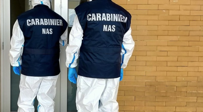 Blitz dei carabinieri nella Rsa Pescarito