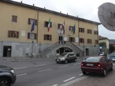 Dehors e rastrelliere gratis fino a fine anno: la nuova iniziativa del Comune per favorire la ripresa di bar e ristoranti