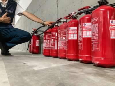 Quasi un danno al giorno: i video   incastrano i vandali dei parcheggi