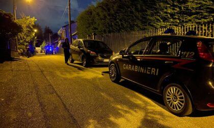 Castiglione Torinese, due cadaveri trovati in un'abitazione. Possibile omicidio suicidio