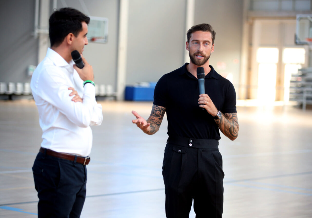 La L84 presenta la serie A nel nuovo palazzetto dello sport di Settimo. Protagonisti d'eccezione il presidente Lorenzo Bonaria e Claudio Marchisio