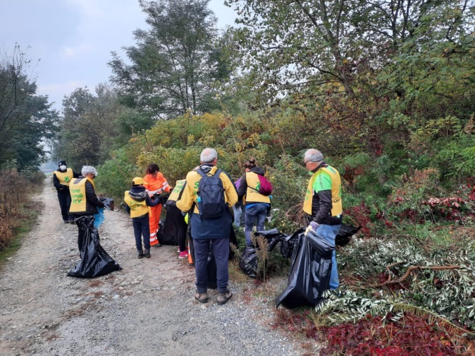 Puliamo il mondo, la galleria fotografica della giornata di “raccolta”, domenica scorsa (24 ottobre 2021) a San Raffaele Cimena