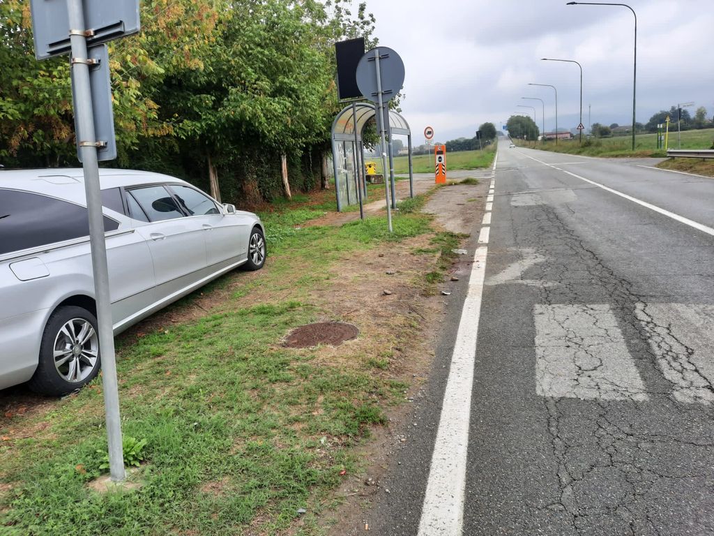 Incidente mortale a Settimo, pedone investito e ucciso in via Brescia