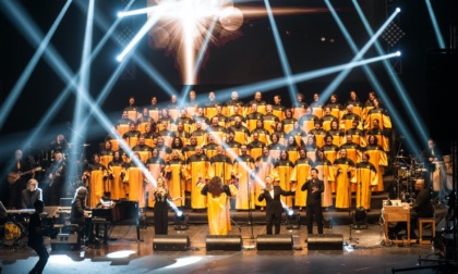 Sunshine gospel choir accende il Natale al Torino Outlet Village