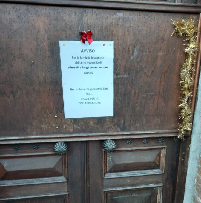 Prosegue in parrocchia la raccolta di generi  per aiutare le famiglie bisognose del territorio