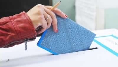 Domenica 19 dicembre 2021 sindaci e consiglieri al voto per eleggere il Consiglio della Città Metropolitana. Ecco i candidati e le sedi di seggio