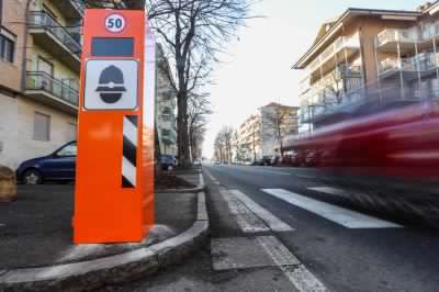 Installati due nuovi speedbox  in città. «Da quando li usiamo si sono ridotti gli incidenti gravi»