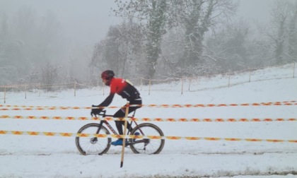 A Rivalba, gara di ciclocross sotto la neve