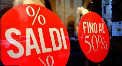 Saldi, si parte timidamente. Ma la fiducia è tanta