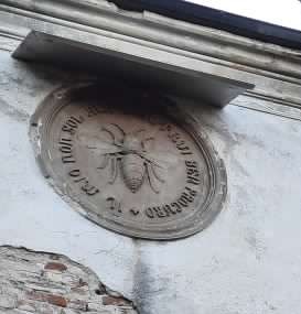 Il  «Miele del Papa»: un prodotto  per poter  puntare  sulla valorizzazione del territorio castiglionese