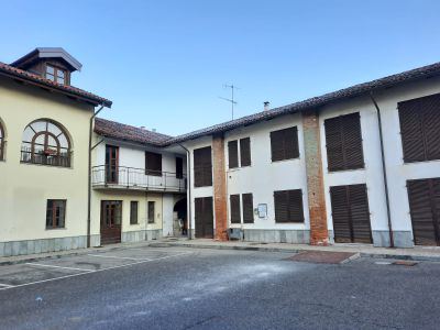 Sei turisti positivi bloccati a Castiglione, scatta la macchina dell’emergenza: trasferiti in un Covid hotel convenzionato