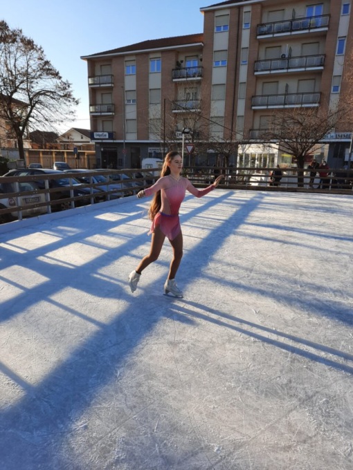 San Mauro, inaugurata la pista di pattinaggio in piazza Mochino