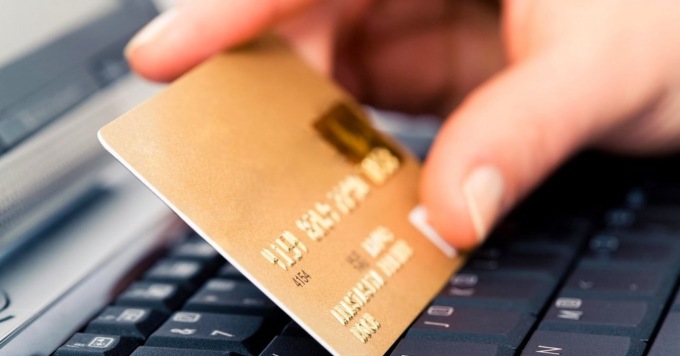 La Questura di Torino mette in guardia i cittadini: “Truffe online in aumento”