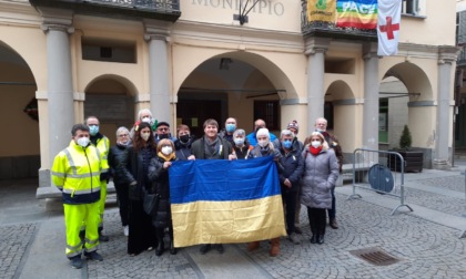 Gassino, manifestazione contro la guerra davanti al Comune