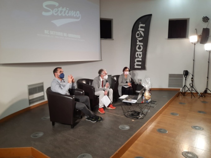 Il baseball Settimo ha presentato la sua nuova immagine