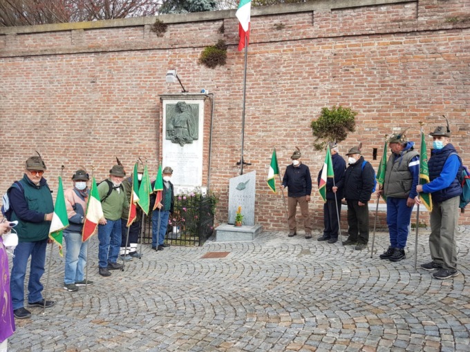 Camminata alpina della tredicesima zona: le foto della giornata