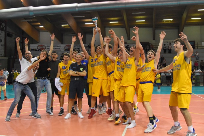 Basket giovanile, finale di coppa Piemonte under 19: trionfa il Tna San Mauro