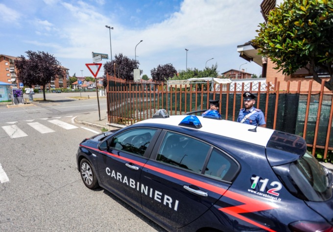 La lite finisce a coltellate: arrestato un uomo a Settimo