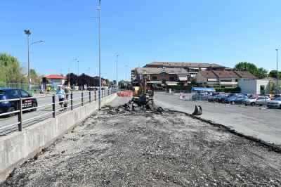 Partito il cantiere per rifare il look al parcheggio della Coop