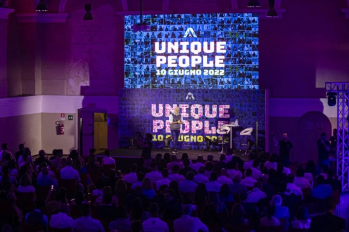 Dal quasi fallimento a un futuro prosperoso: la rinascita di Authos