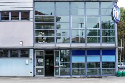 Piscina Gramsci, dopo il taglio del nastro riparte l’attività