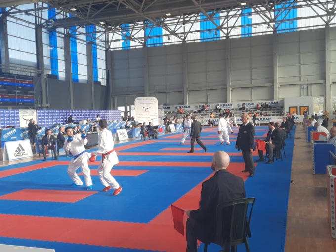 Campionati italiani assoluti di Karate: grande spettacolo al Pala200. Assegnati i primi titoli