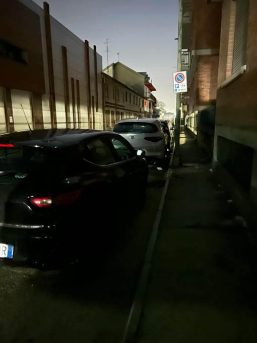 Via della Repubblica al buio: ci sarà da aspettare