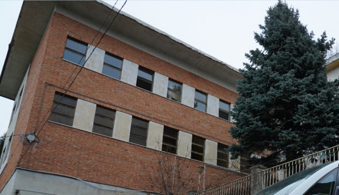 A San Mauro c’è preoccupazione per lo stabile di via Madonna dei Poveri