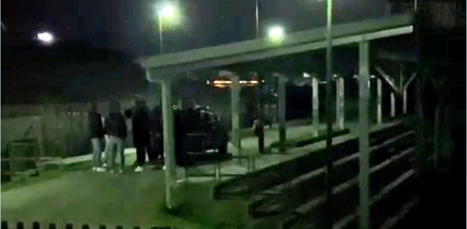 Monta la protesta tra via Canova e via Galileo Ferraris: “Qui non dormiamo più”